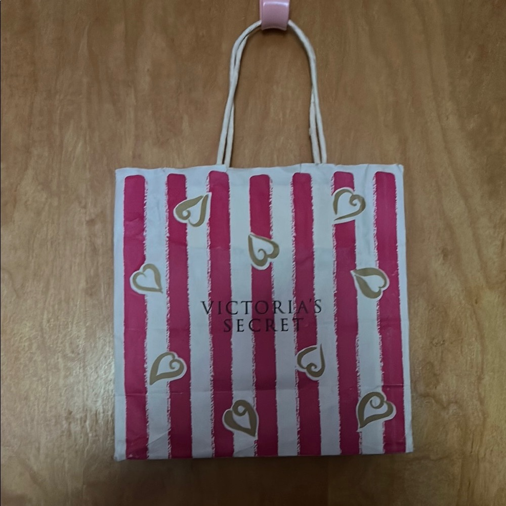 Vintage VTG 90s Y2K Victoria's Secret Pink Tuscan Heart Paper Retail Bag